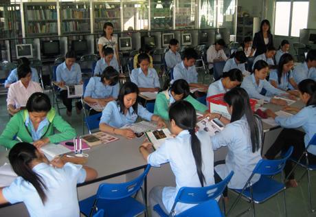 Kiên trì mục tiêu đào tạo theo nhu cầu xã hội bằng cam kết chất lượng đào tạo